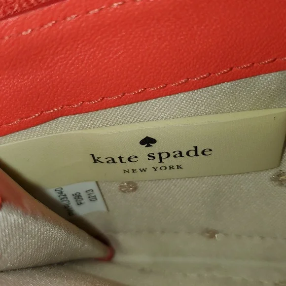 Kate Spade New York Bow Terrace Nisha Continental Wallet - Picture 3 of 16